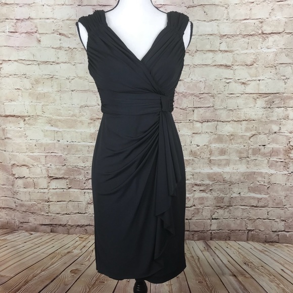 White House Black Market Dresses & Skirts - White House Black Market Sheath Dress Sz 4 Ruched